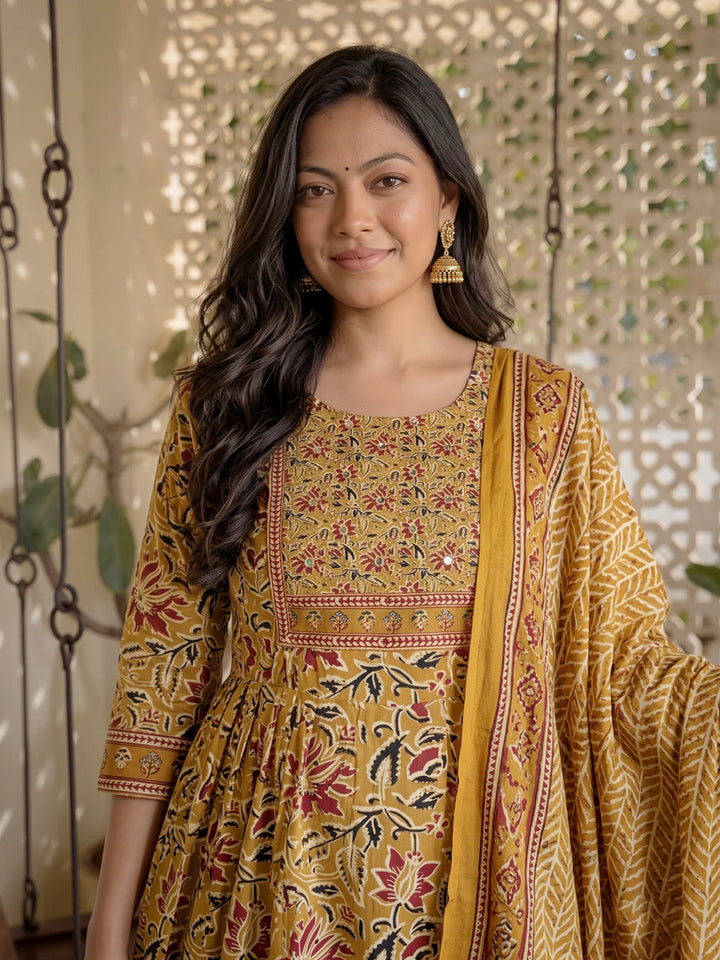 Yellow Printed Cotton Blend Kurta With Pant &amp; Dupatta