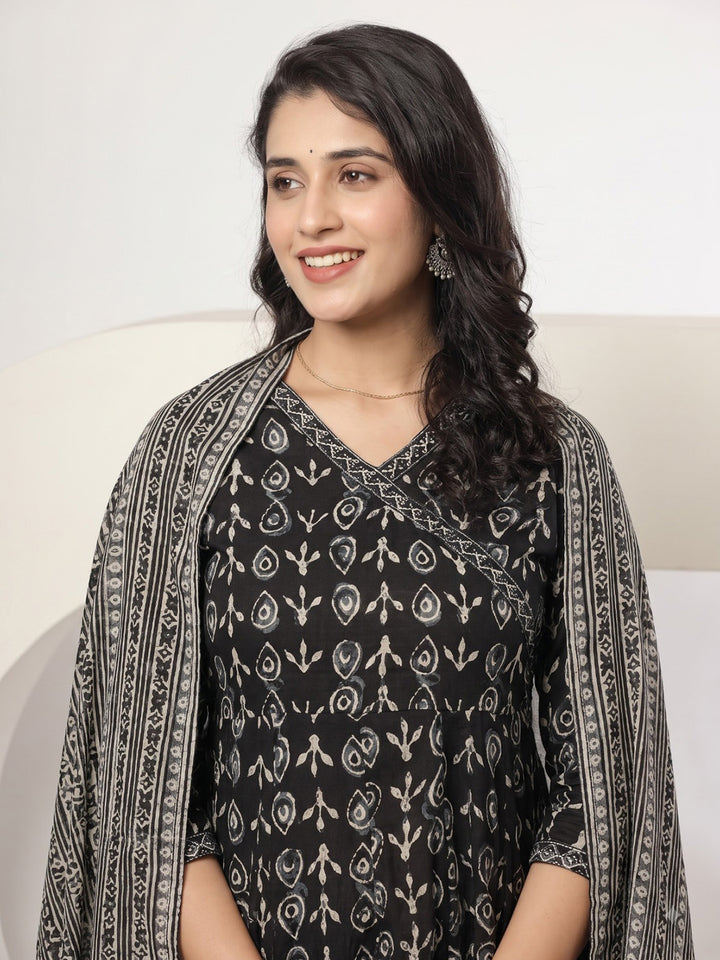 Black Printed Cotton Blend Kurta With Pant &amp; Dupatta
