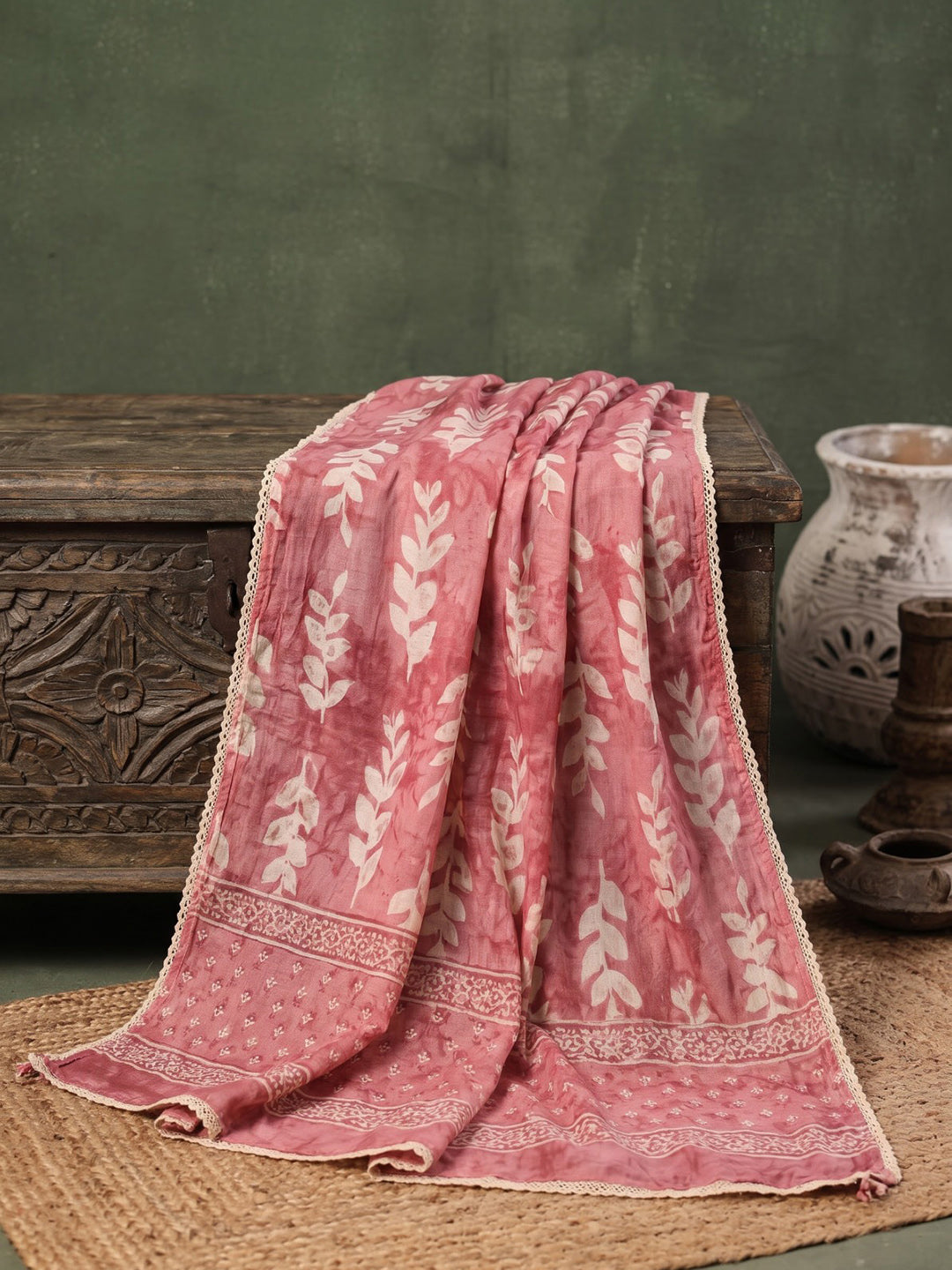 Onion Pink Printed Cotton Blend Kurta With Pant &amp; Dupatta