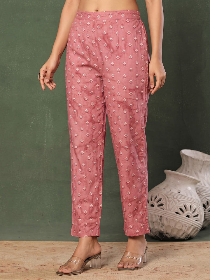 Onion Pink Printed Cotton Blend Kurta With Pant &amp; Dupatta