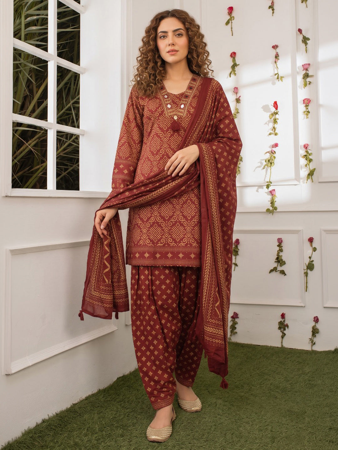 Red Printed Cotton Blend Kurta With Pant &amp; Dupatta