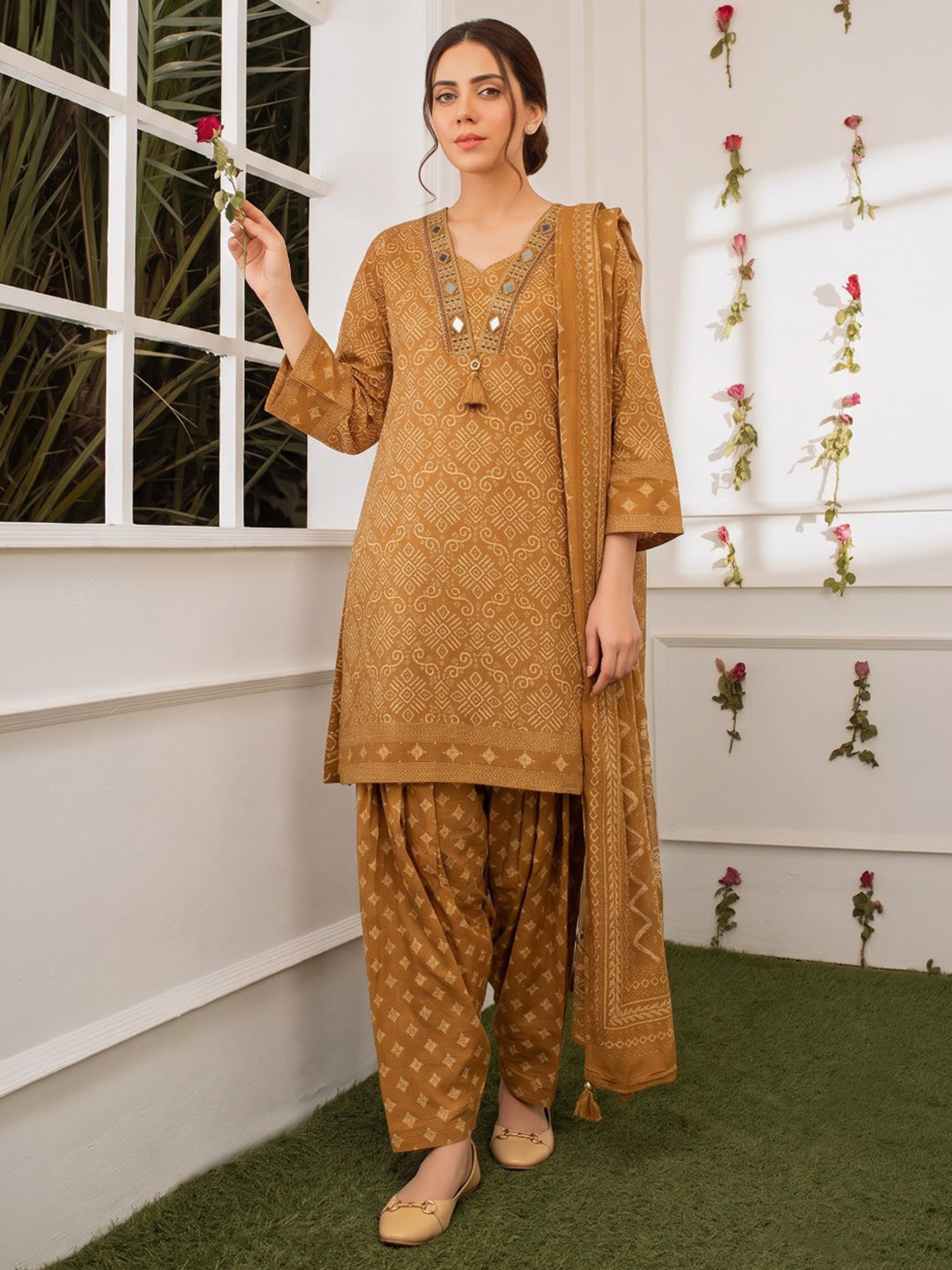 Yellow Printed Cotton Blend Kurta With Pant &amp; Dupatta