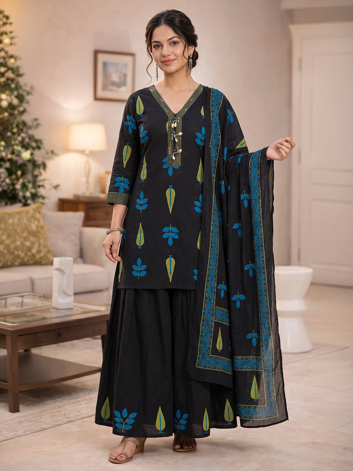 Black Printed Cotton Blend Kurta With Pant &amp; Dupatta