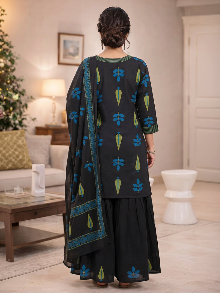 Black Printed Cotton Blend Kurta With Pant &amp; Dupatta