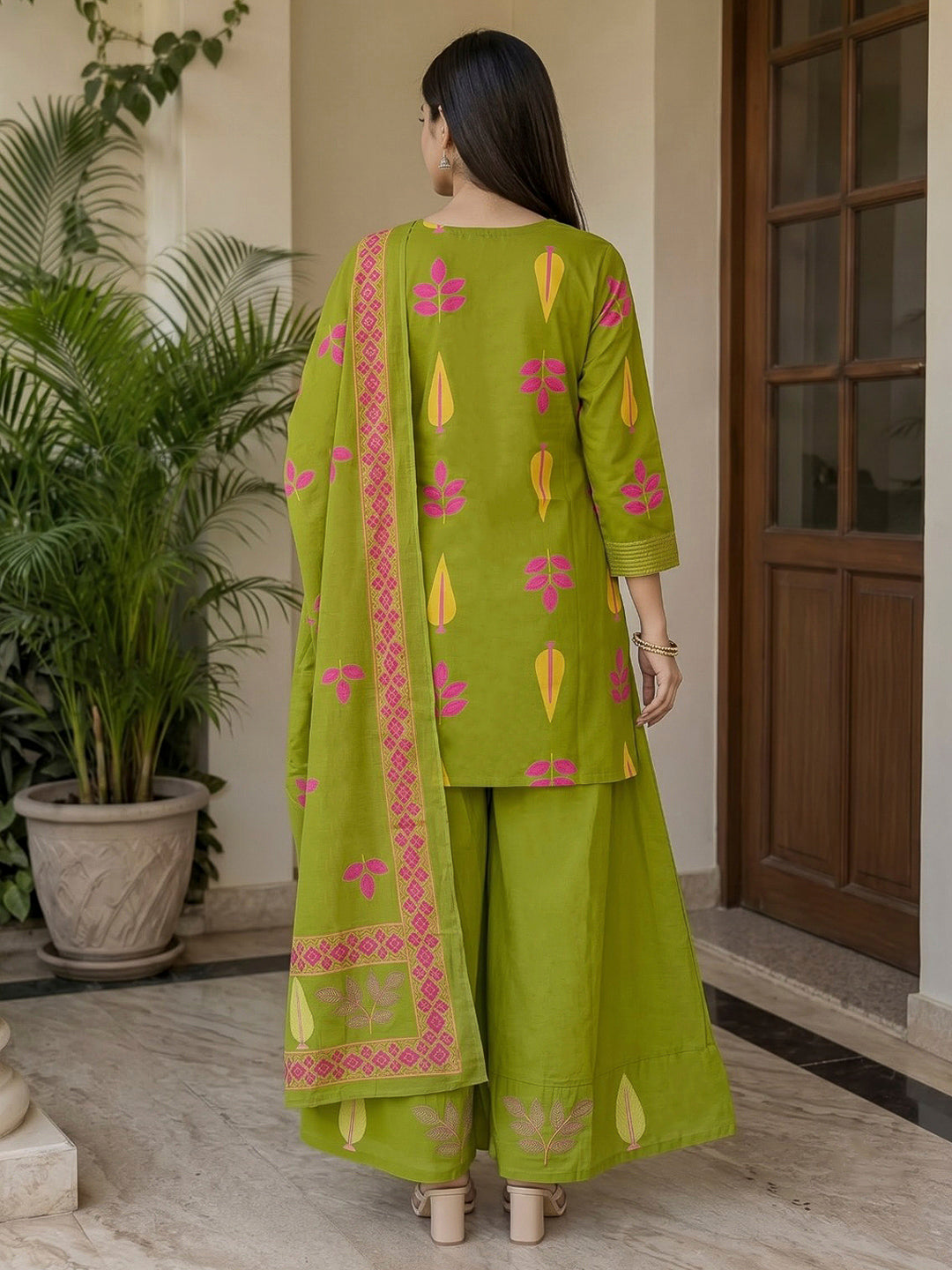 Green Printed Cotton Blend Kurta With Pant &amp; Dupatta