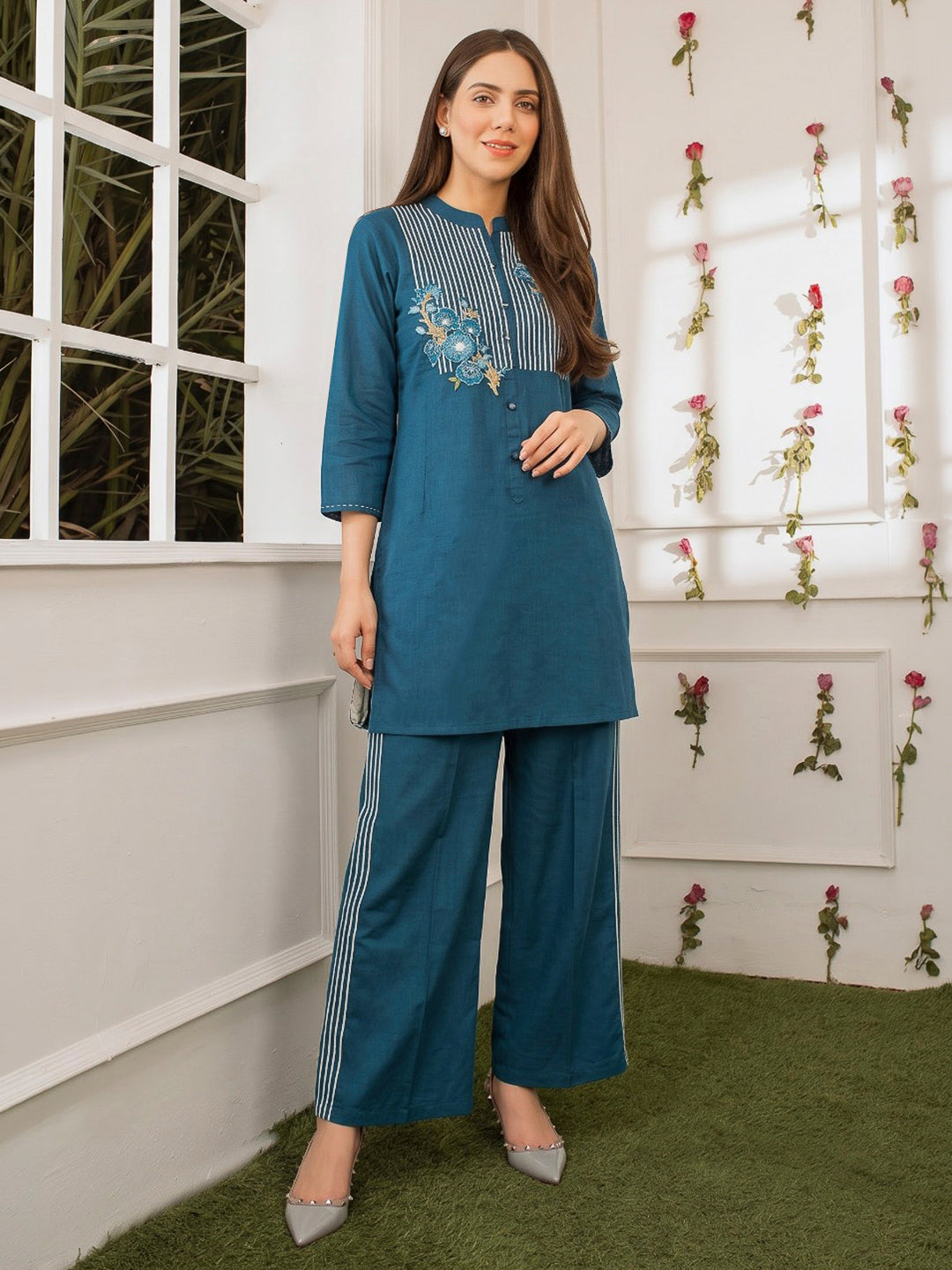 Teal Blue Printed Cotton Blend Kurta Set