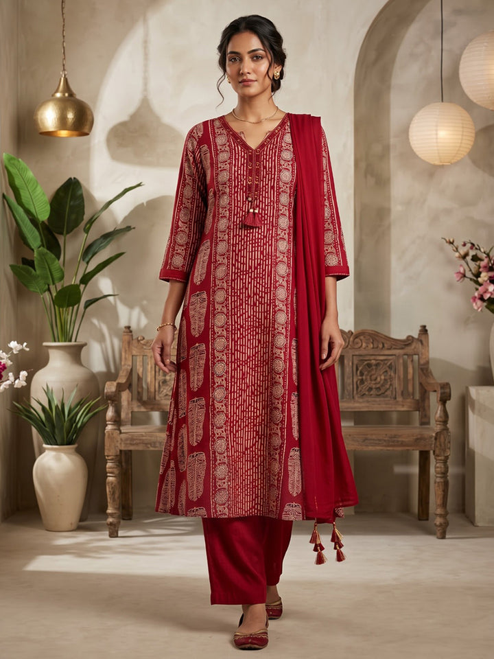 Red Printed Cotton Blend Kurta With Pant &amp; Dupatta