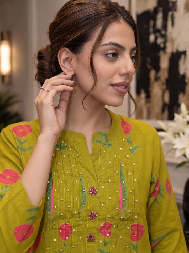 Yellow Printed Cotton Blend Kurta With Pant &amp; Dupatta