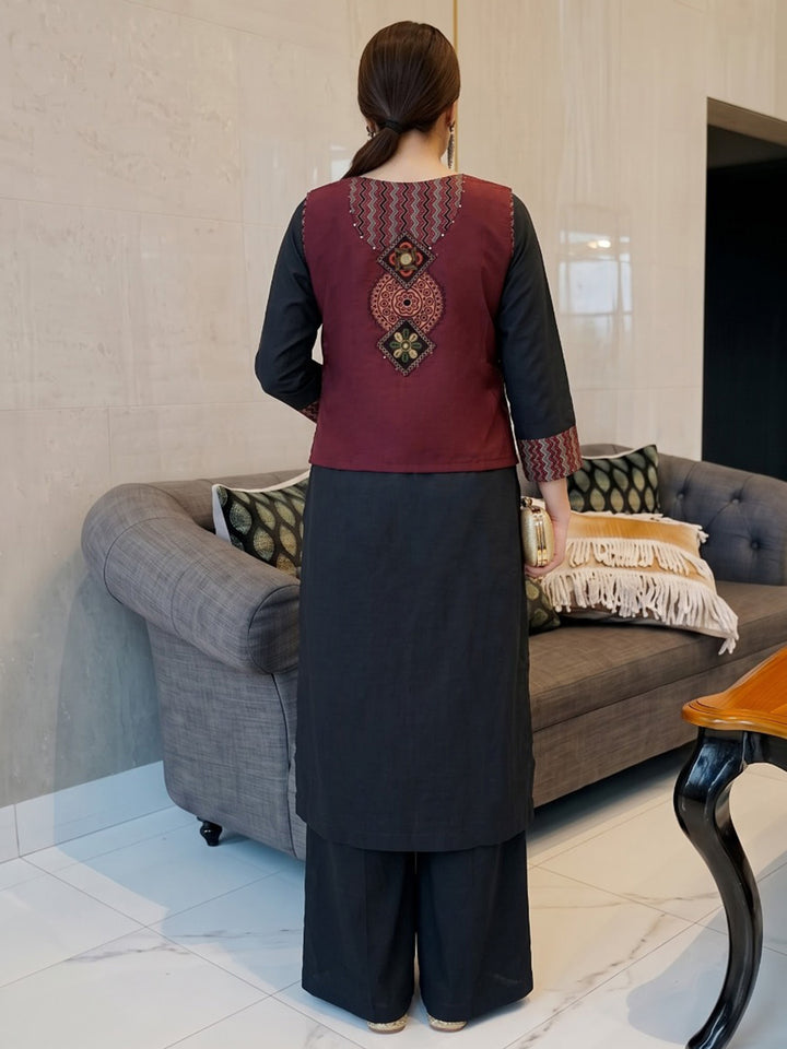 Black Printed Cotton Blend Kurta Set