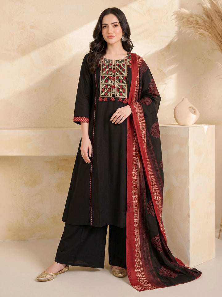 Black Printed Cotton Blend Kurta With Pant &amp; Dupatta
