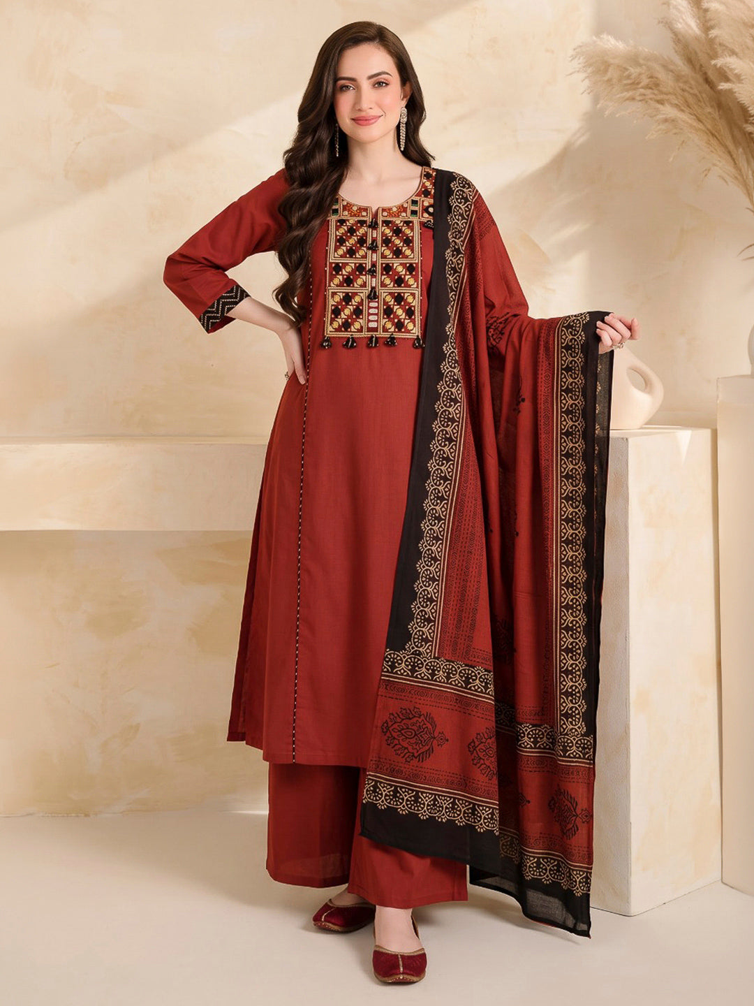 Maroon Printed Cotton Blend Kurta With Pant &amp; Dupatta