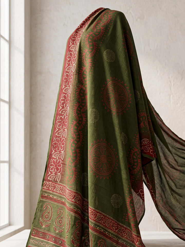 Green Printed Cotton Blend Kurta With Pant &amp; Dupatta