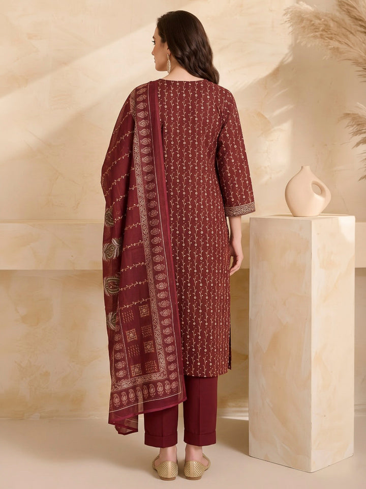 Red Printed Cotton Blend Kurta With Pant &amp; Dupatta