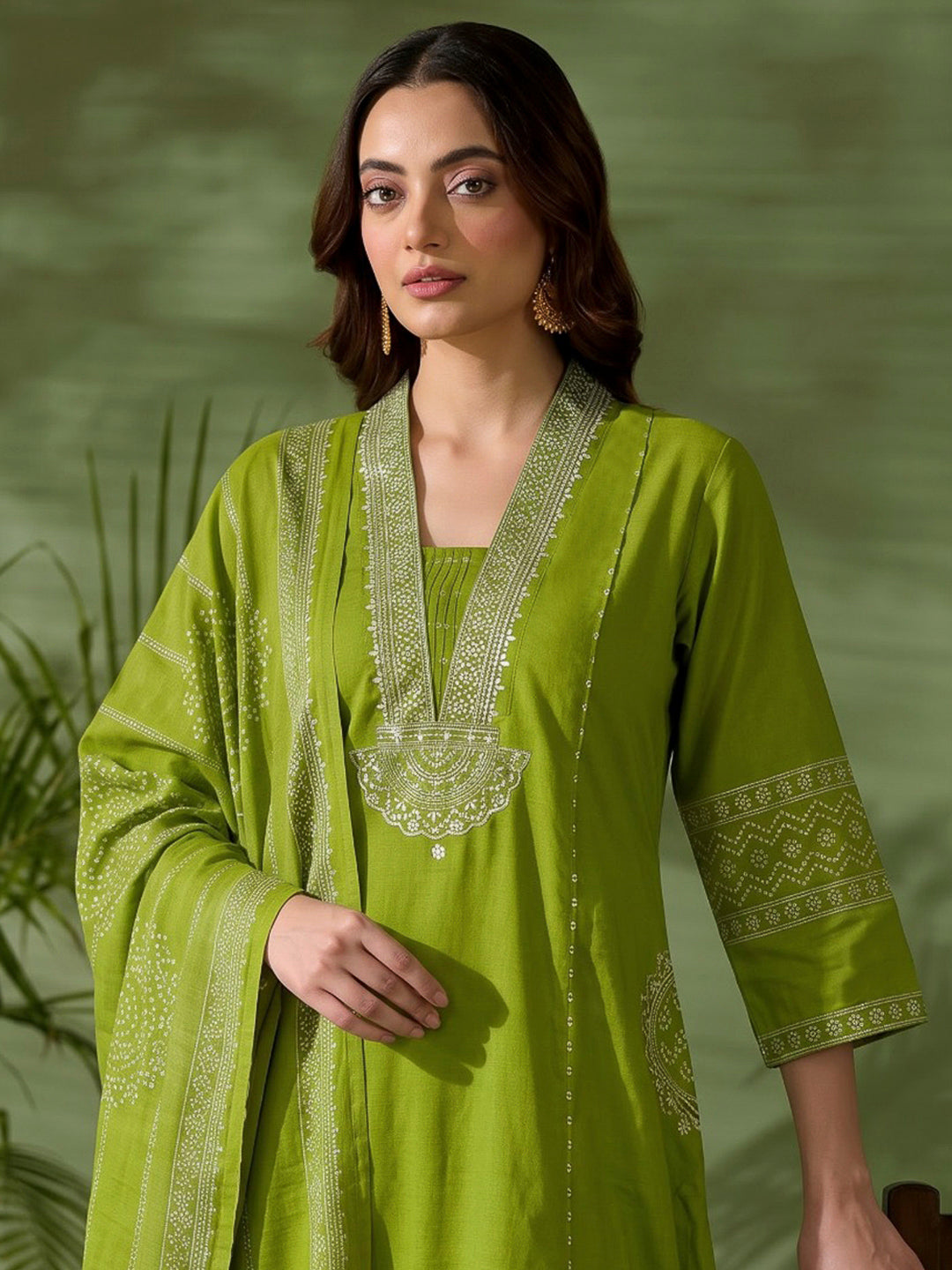 Green Printed Cotton Blend Kurta With Pant &amp; Dupatta