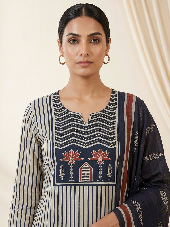 Blue Printed Cotton Blend Kurta With Pant &amp; Dupatta