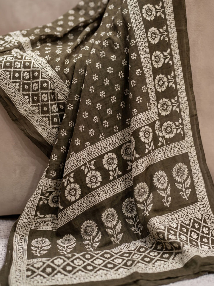 Brown Embroidered Cotton Blend Kurta With Pant &amp; Dupatta