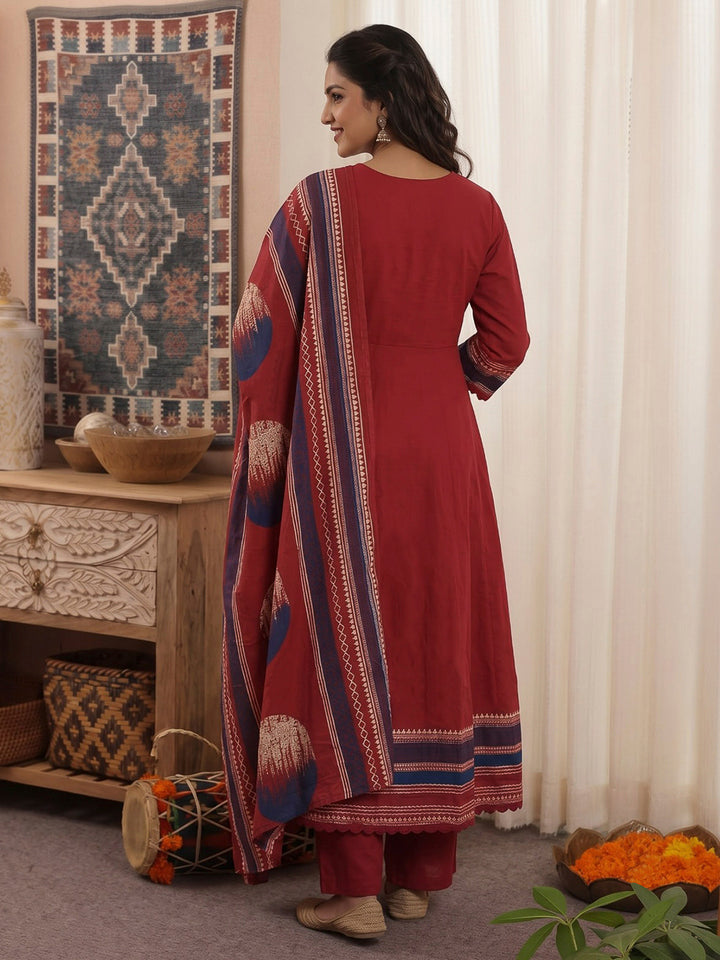 Maroon Printed Cotton Blend Kurta With Pant &amp; Dupatta