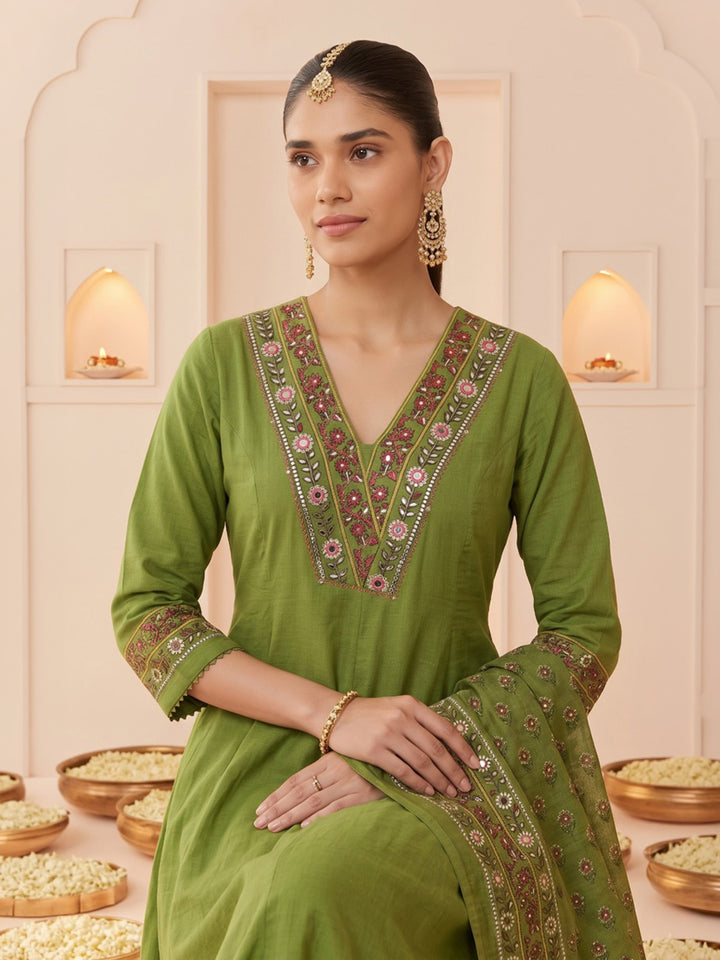 Green Embroidered Cotton Blend Kurta With Pant &amp; Dupatta