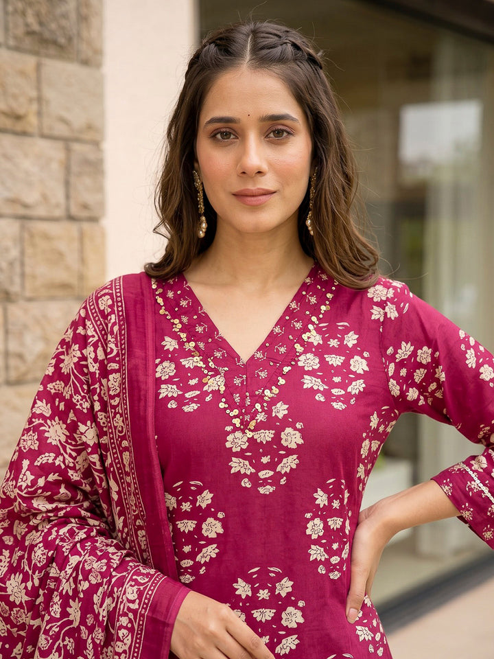 Red Printed Cotton Blend Kurta With Pant &amp; Dupatta