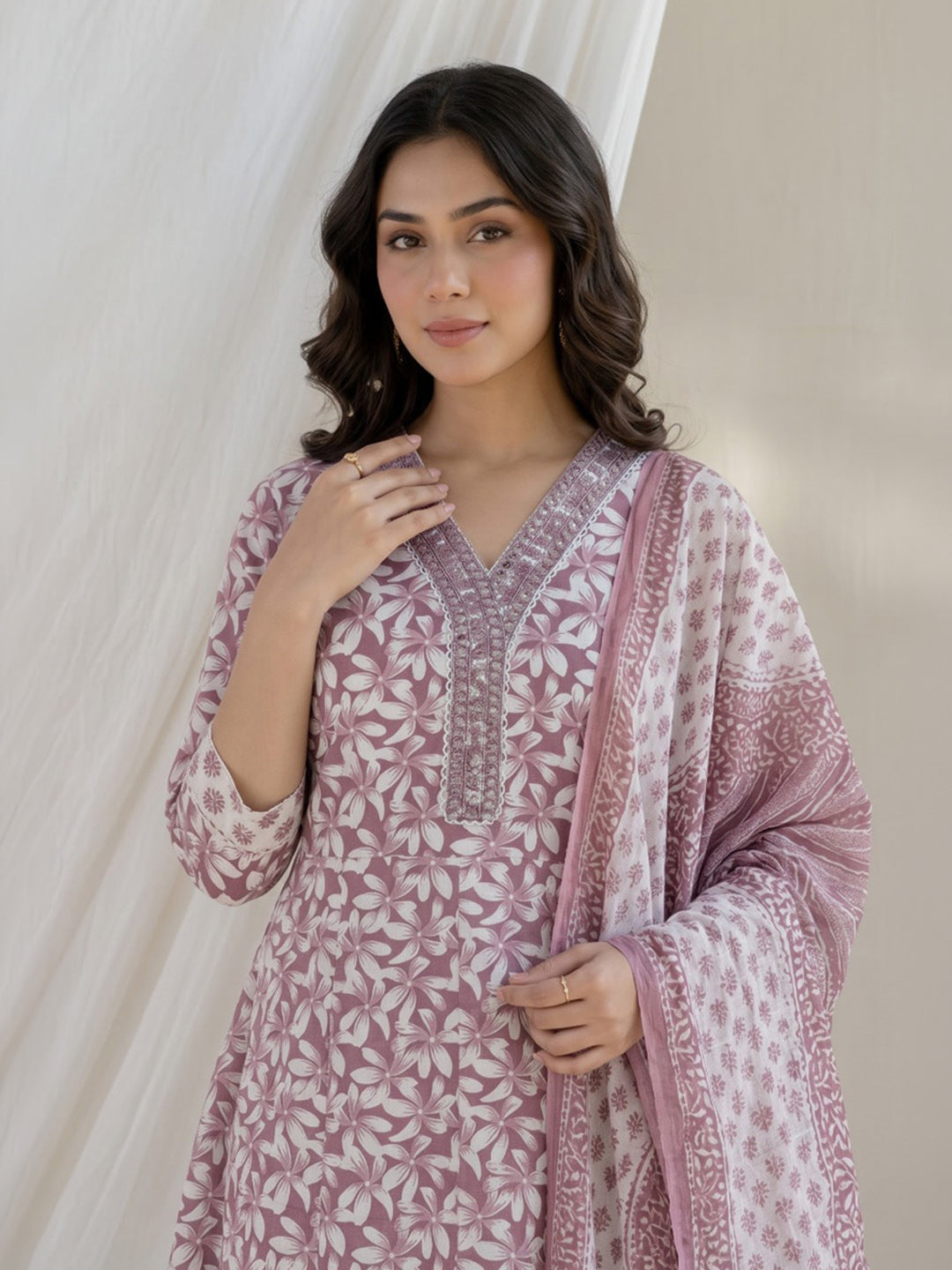 Onion Pink Printed Cotton Blend Kurta With Pant &amp; Dupatta