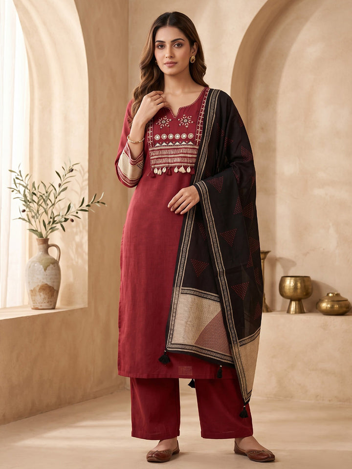Maroon Printed Cotton Blend Kurta With Pant &amp; Dupatta