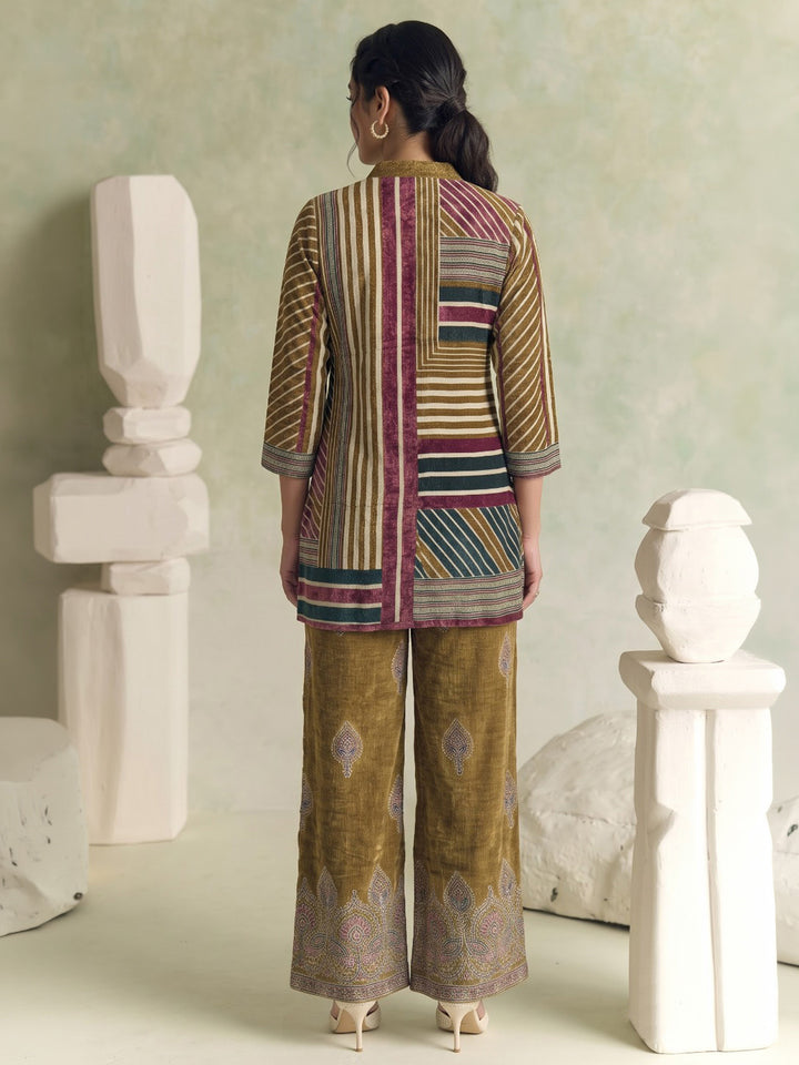 Mustard Printed Crepe Kurta Set