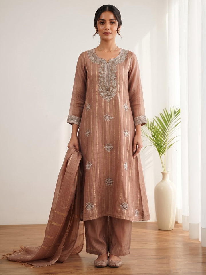 Pink Printed Cotton Blend Kurta With Pant &amp; Dupatta