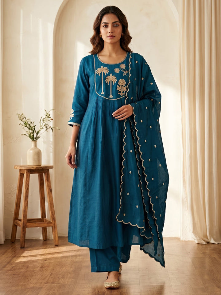 Blue Embroidered Chanderi Kurta With Pant &amp; Dupatta