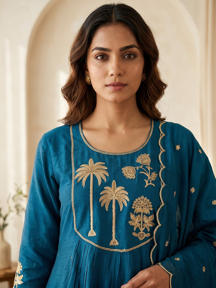 Blue Embroidered Chanderi Kurta With Pant &amp; Dupatta