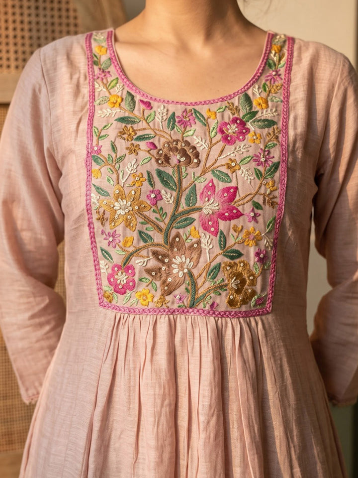 Beige Embroidered Chanderi Kurta With Pant &amp; Dupatta