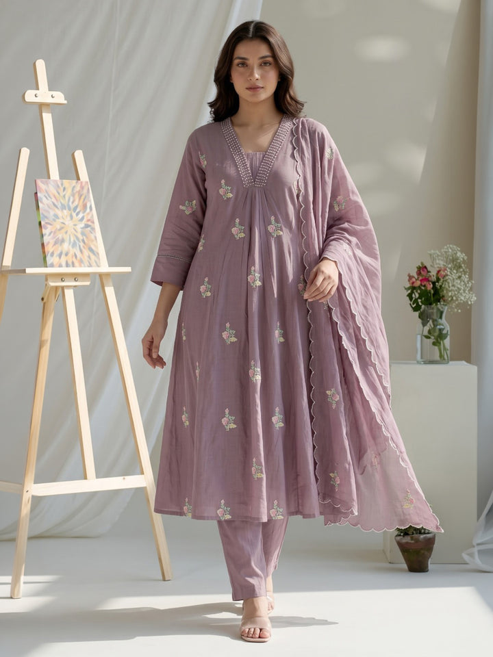 Mauve Embroidered Chanderi Kurta With Pant &amp; Dupatta