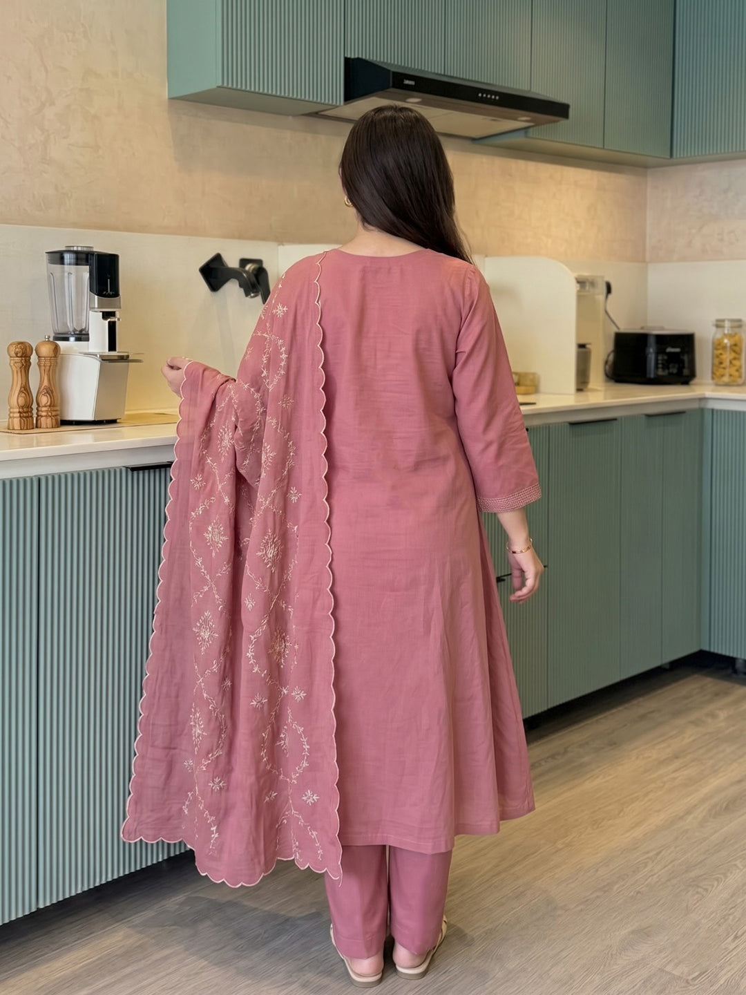 Pink Embroidered Chanderi Kurta With Pant &amp; Dupatta
