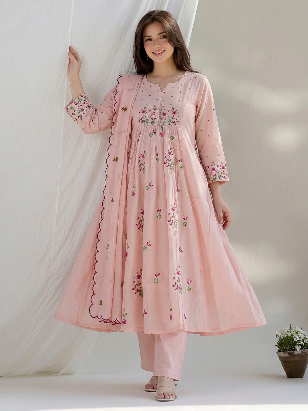 Pink Lt Embroidered Chanderi Kurta With Pant &amp; Dupatta