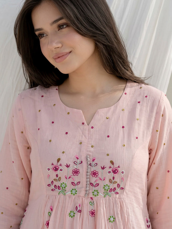 Pink Lt Embroidered Chanderi Kurta With Pant &amp; Dupatta