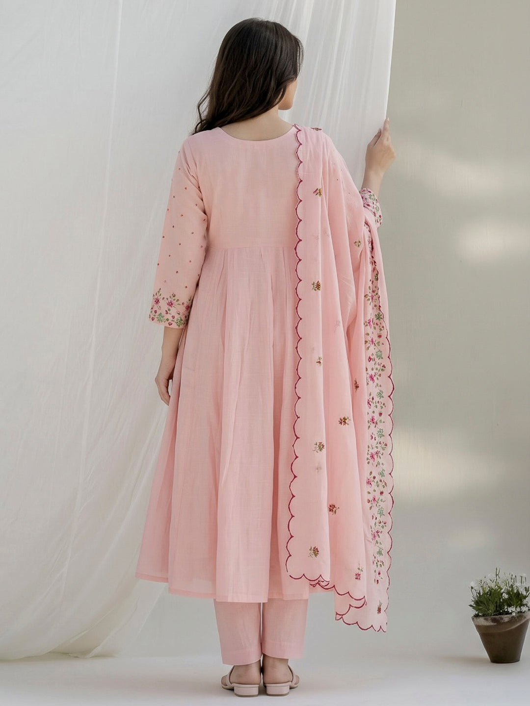 Pink Lt Embroidered Chanderi Kurta With Pant &amp; Dupatta