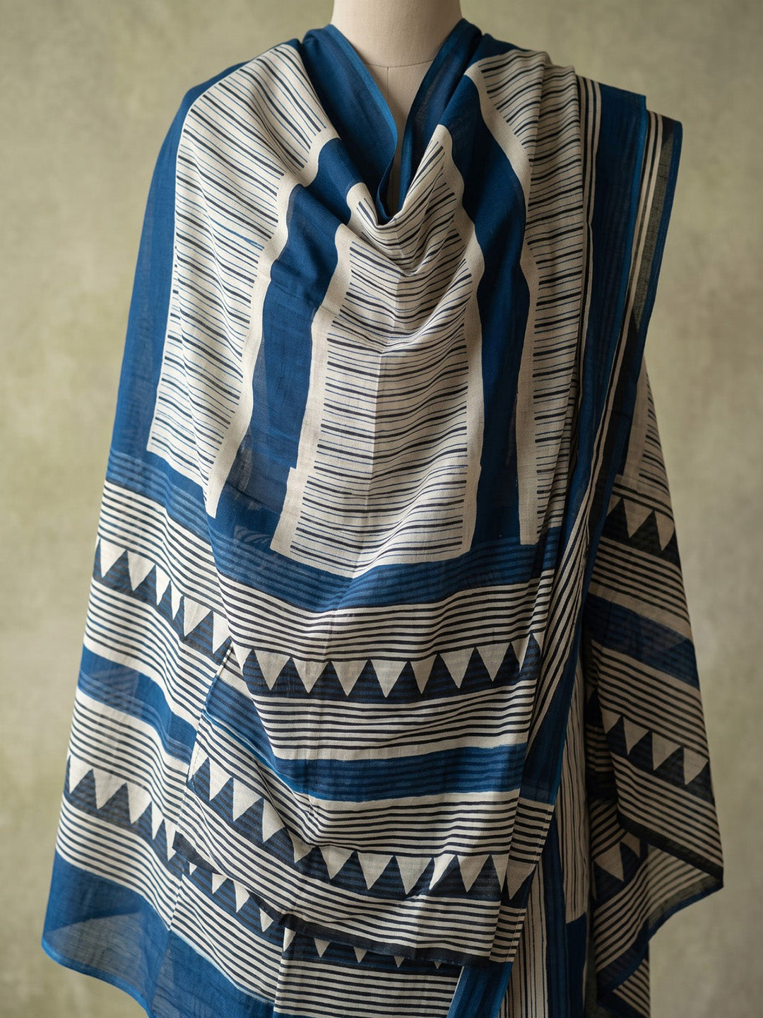 Blue Printed Cotton Blend Kurta With Pant &amp; Dupatta