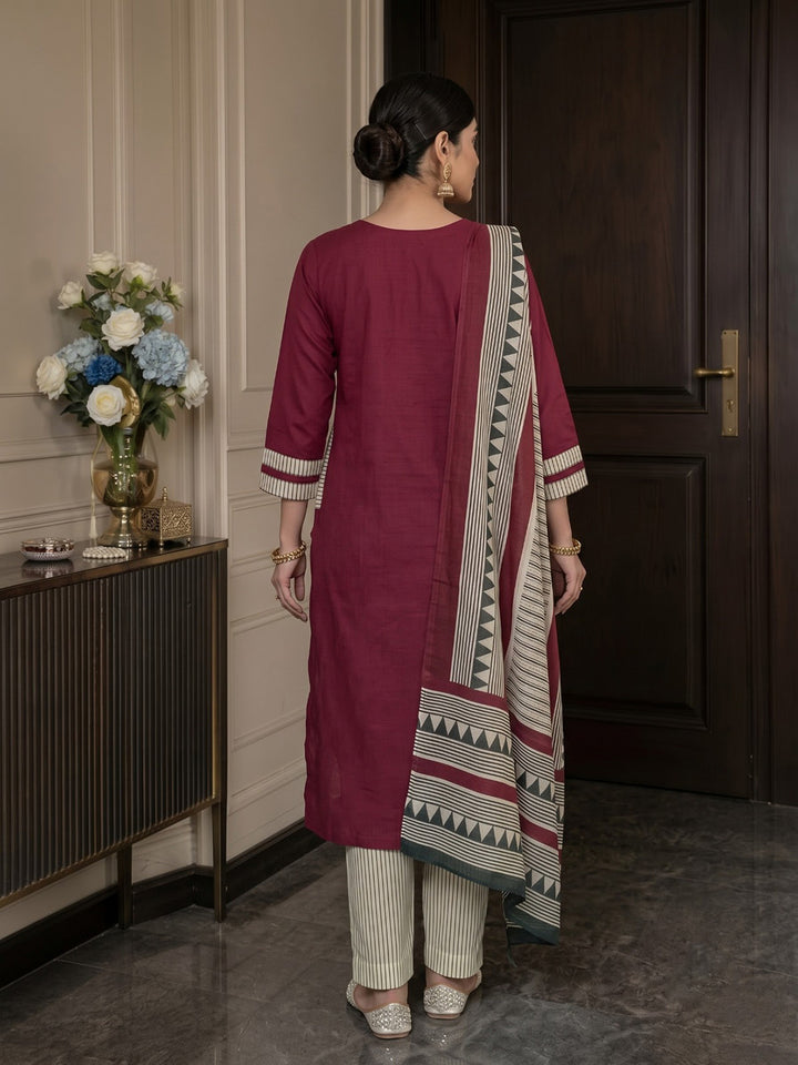 Red Printed Cotton Blend Kurta With Pant &amp; Dupatta