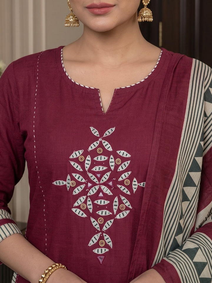 Red Printed Cotton Blend Kurta With Pant &amp; Dupatta