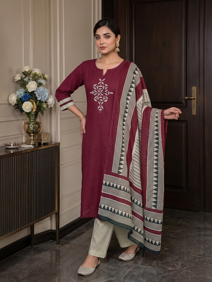 Red Printed Cotton Blend Kurta With Pant &amp; Dupatta