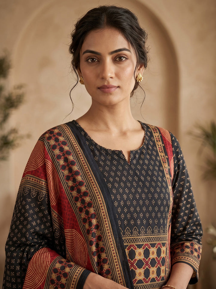 Red Printed Cotton Blend Kurta With Pant &amp; Dupatta
