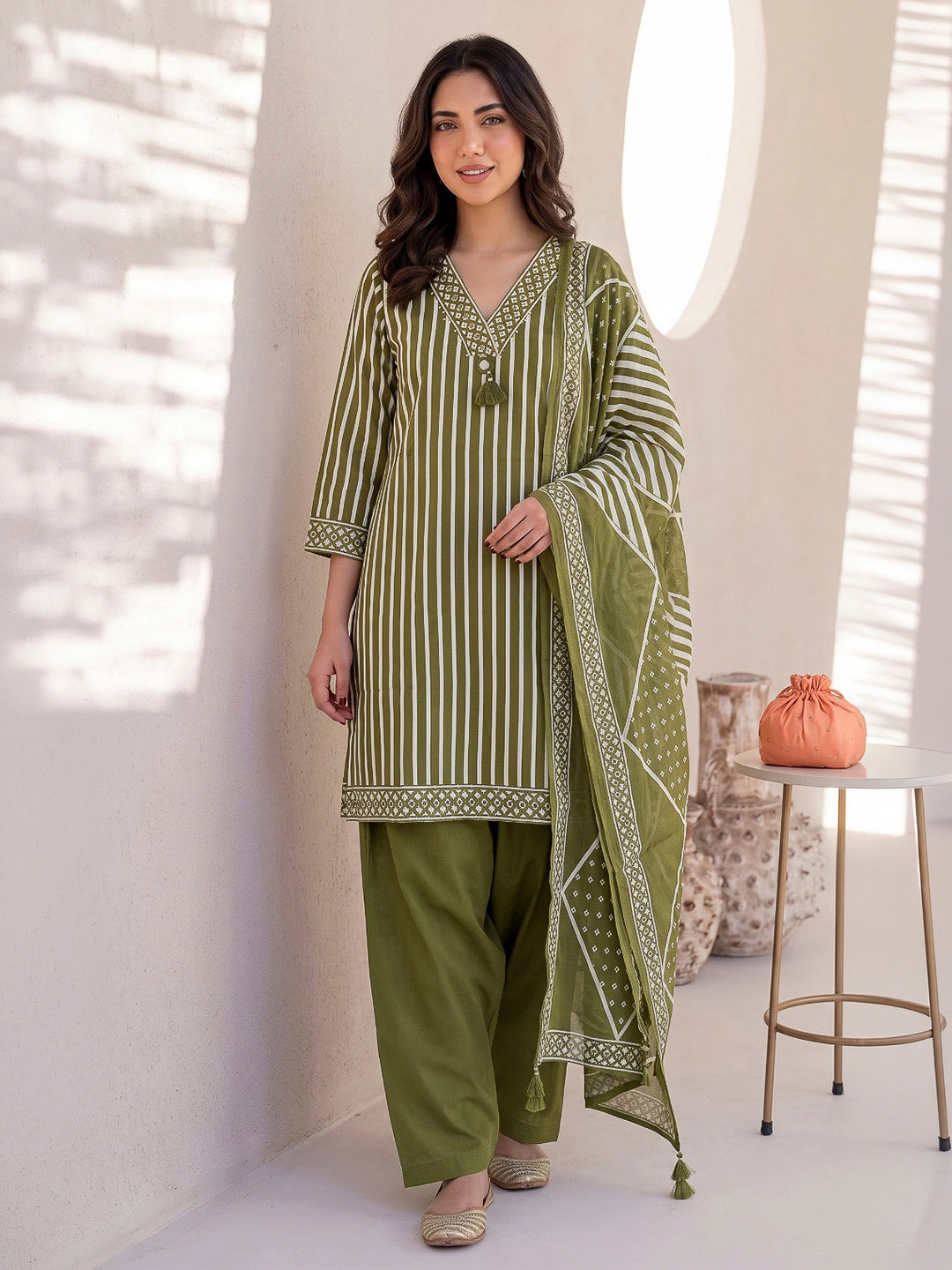 Green Printed Cotton Blend Kurta With Pant &amp; Dupatta
