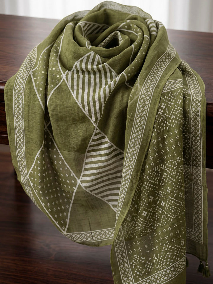 Green Printed Cotton Blend Kurta With Pant &amp; Dupatta