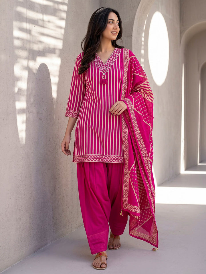 Pink Printed Cotton Blend Kurta With Pant &amp; Dupatta