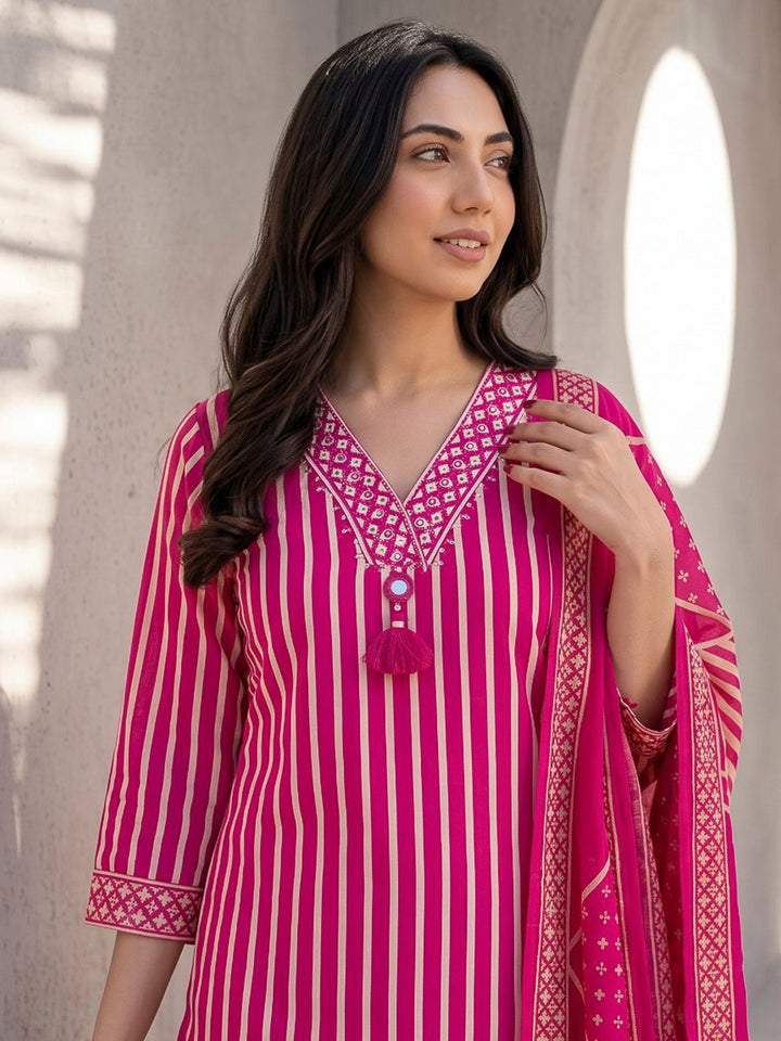 Pink Printed Cotton Blend Kurta With Pant &amp; Dupatta