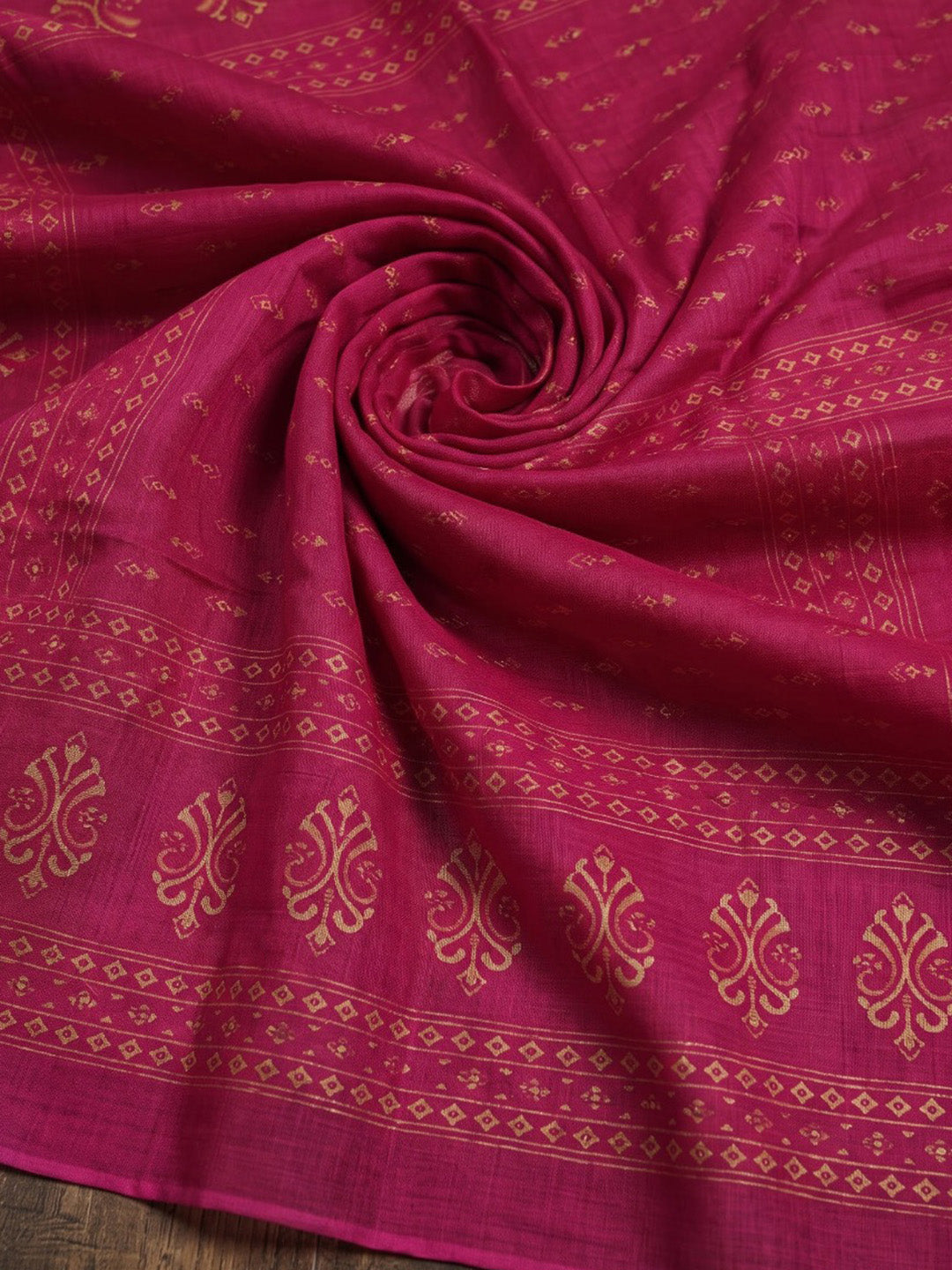 Rani Printed Cotton Blend Kurta With Pant &amp; Dupatta