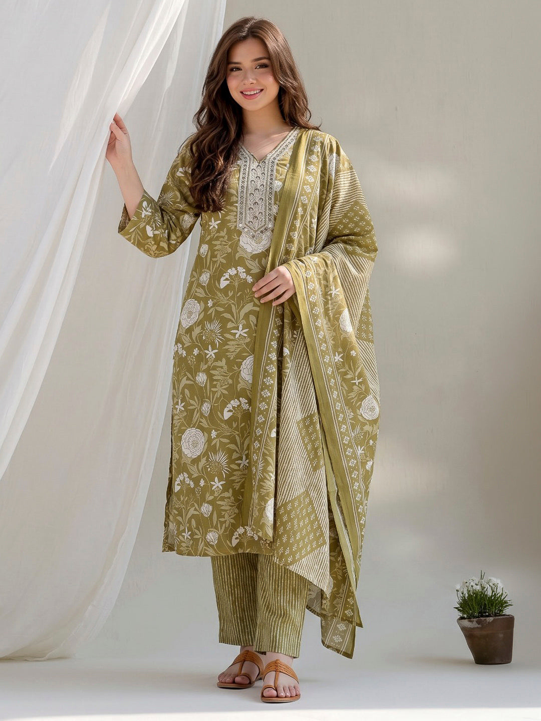 Green Printed Cotton Blend Kurta With Pant &amp; Dupatta