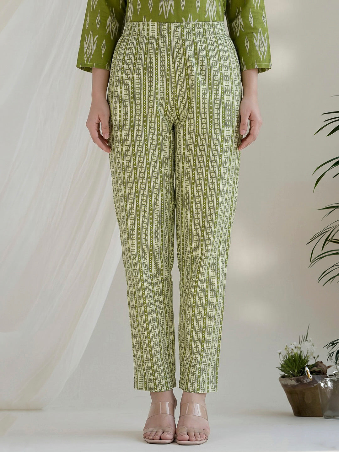 Green Printed Cotton Blend Kurta With Pant &amp; Dupatta