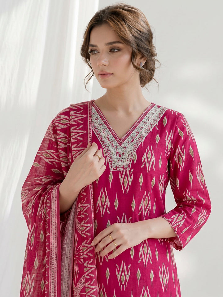 Red Printed Cotton Blend Kurta With Pant &amp; Dupatta
