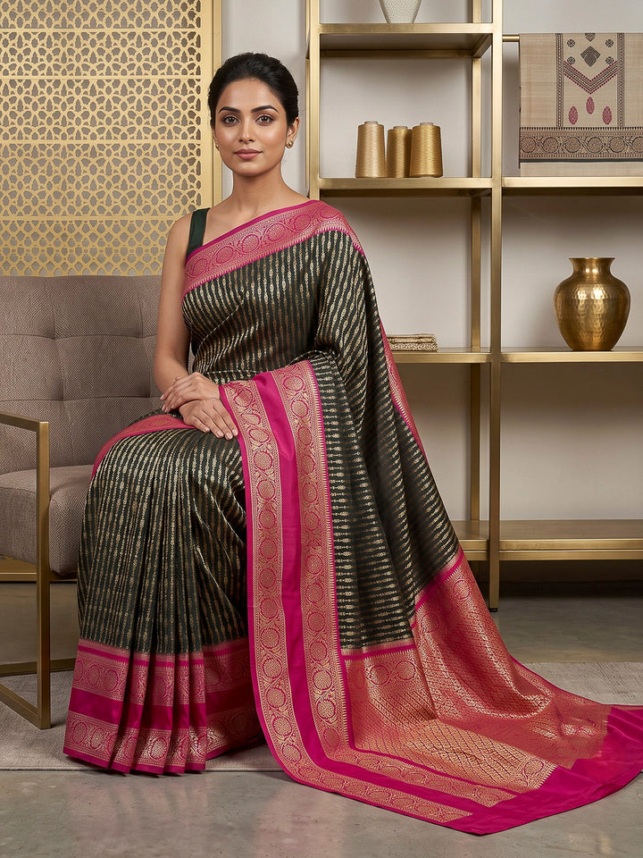 Bottle Green-Rani Art Silk Woven Saree