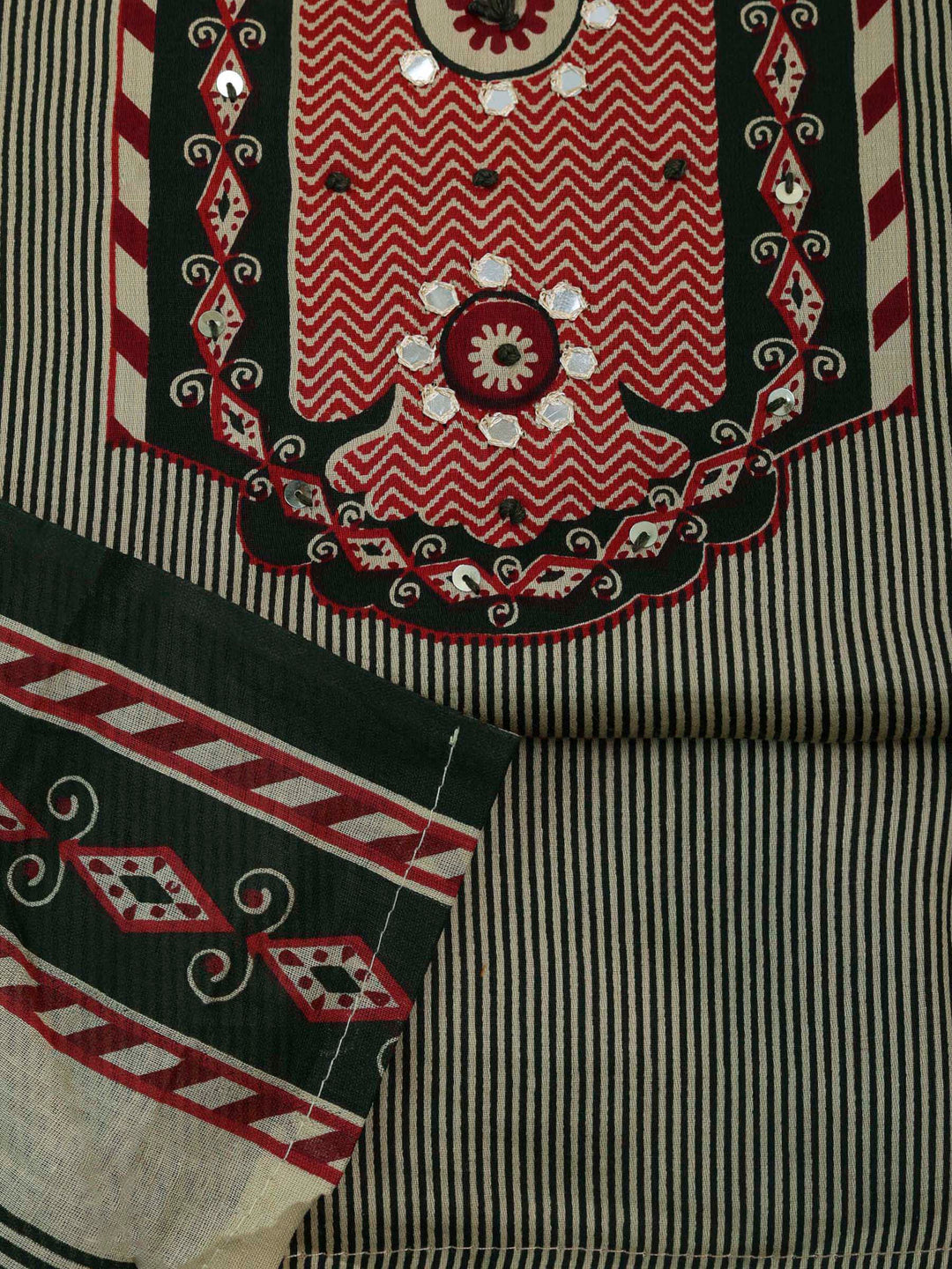 Green Cotton Blend Printed Unstitched Dress Material